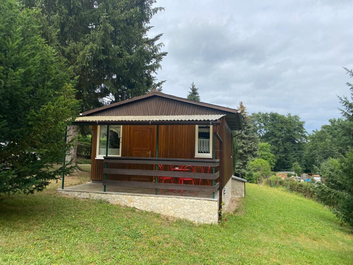 Waldfrieden Bungalow Garnsdorf エクステリア 写真